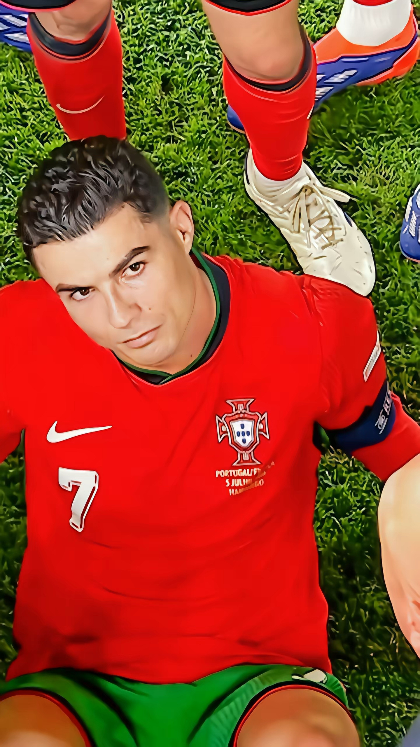 问鼎-C罗重返赛场，战术调整首场状态出色，巴黎圣日耳曼观众沸腾！气势如虹延续的简单介绍