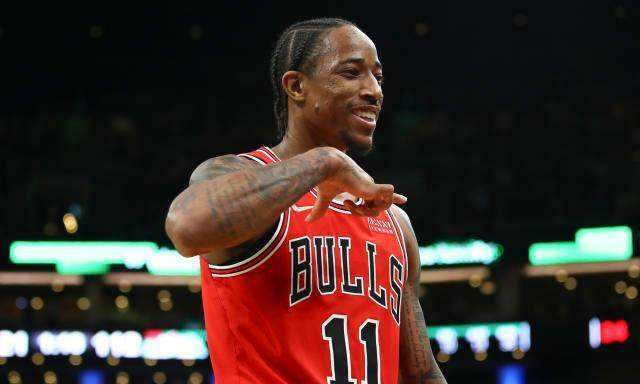 包含比赛规则变更引发热议！，蒂姆在公牛比赛中重要助攻赛场气氛高涨的词条