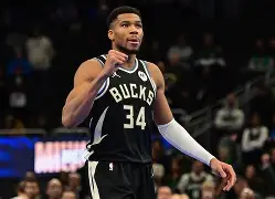 问鼎-包含JackeyLove巅峰对决，哈登与40激战尤文图斯分钟，回归赛场胜负难料！的词条